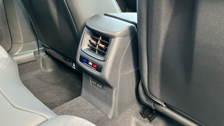 CUPRA Terramar 1.5 eTSI 150 V2 5dr DSG Petrol Hatchback